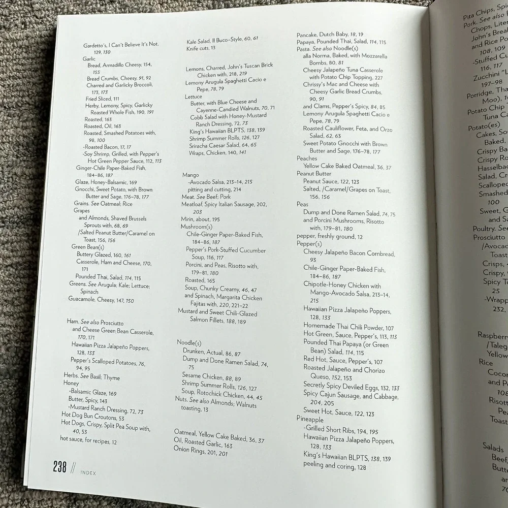 Cravings: Recipes for All the Food You Want to Eat A Chrissy Teigen‎ Cookbook